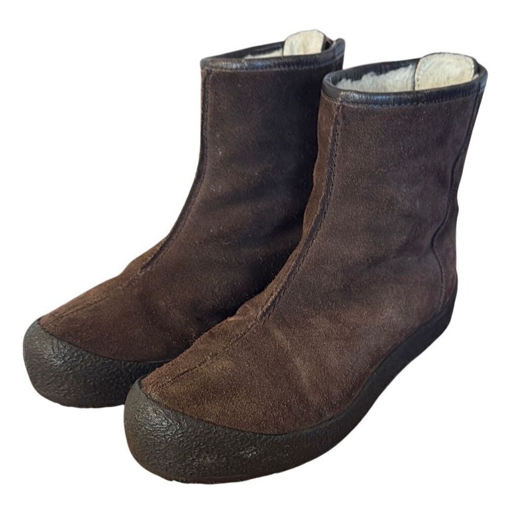 Shepherd Sweden brown genuine sheepskin boots size 6.5